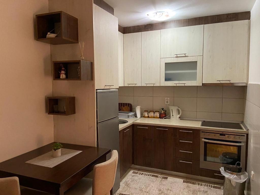 Apartman Manja Lukavica Exterior photo
