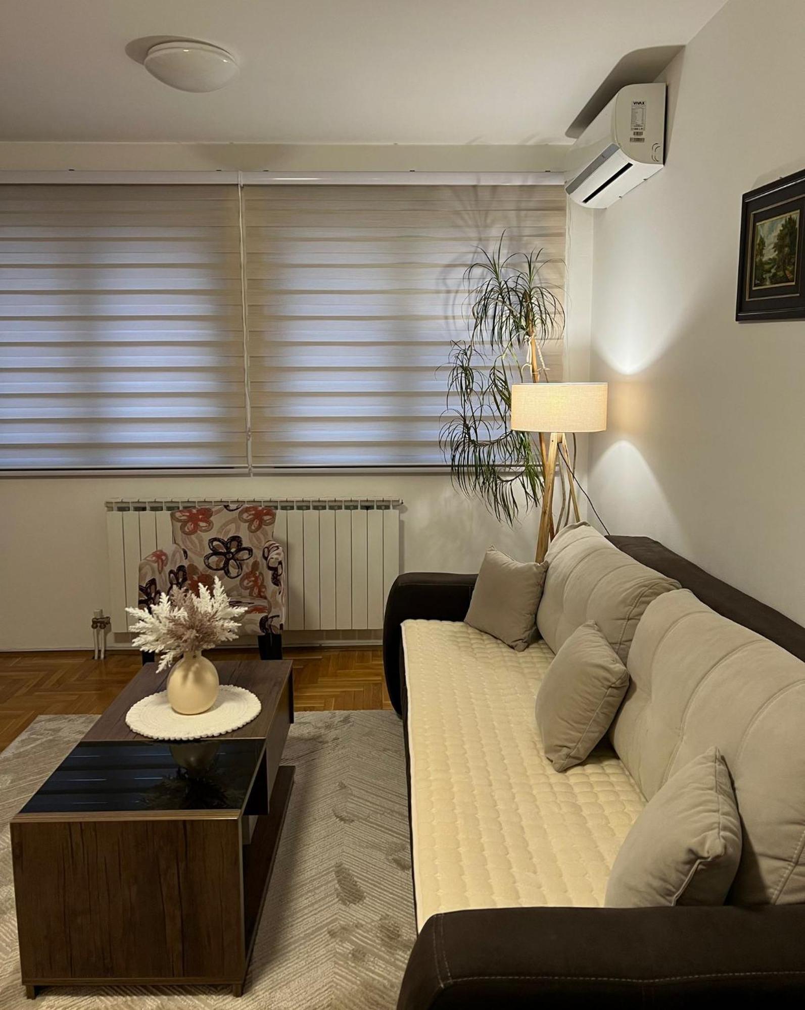 Apartman Manja Lukavica Exterior photo